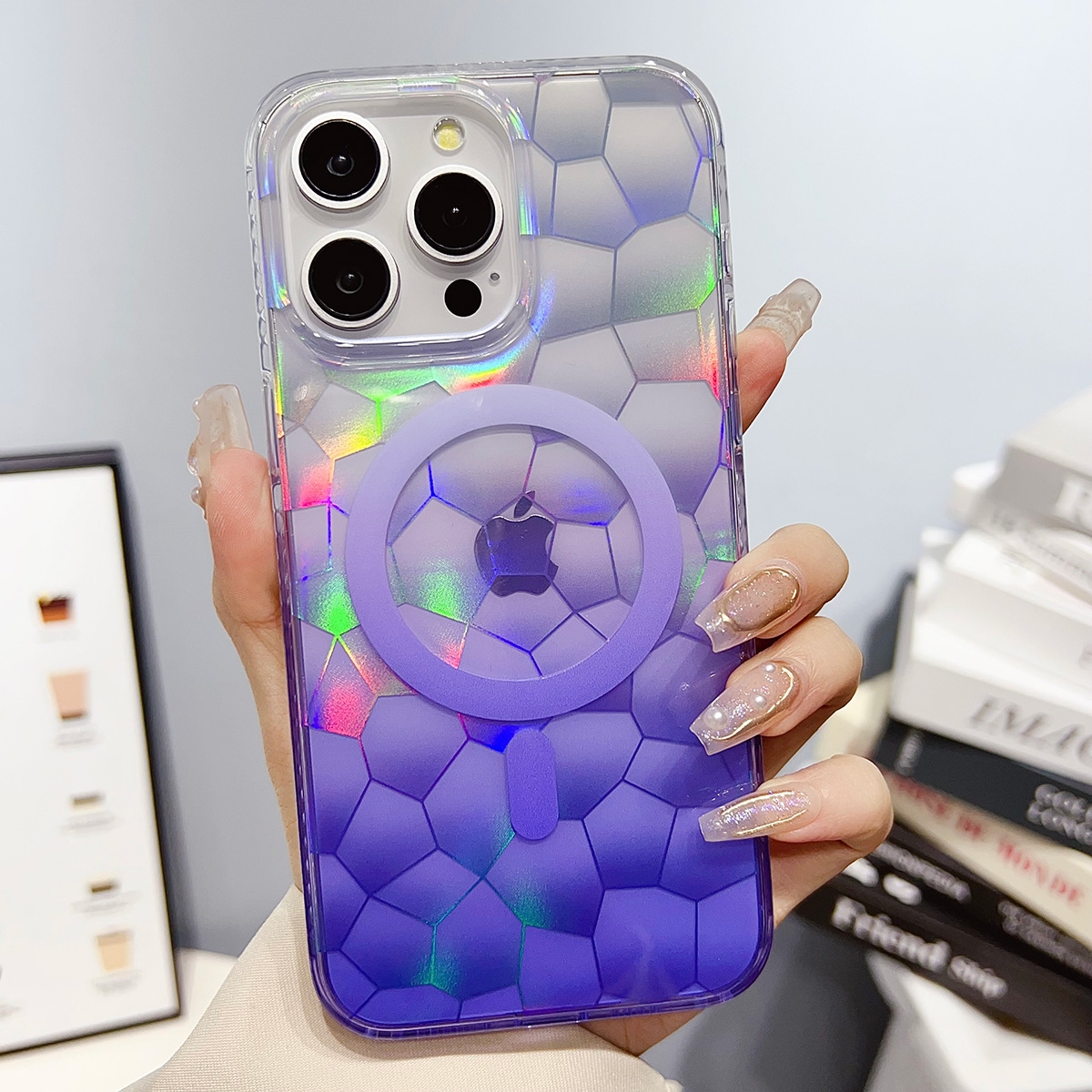 Magnetic Color-changing IMD Case with Water Cube Pattern for iPhone 15 - Purple