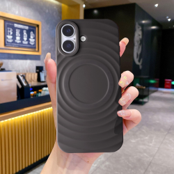  iPhone 17 Magnetic TPU Case with Corrugated Pattern – Black