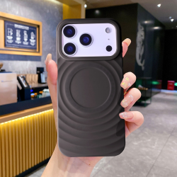   iPhone 17 Pro Magnetic TPU Case with Corrugated Pattern - Black